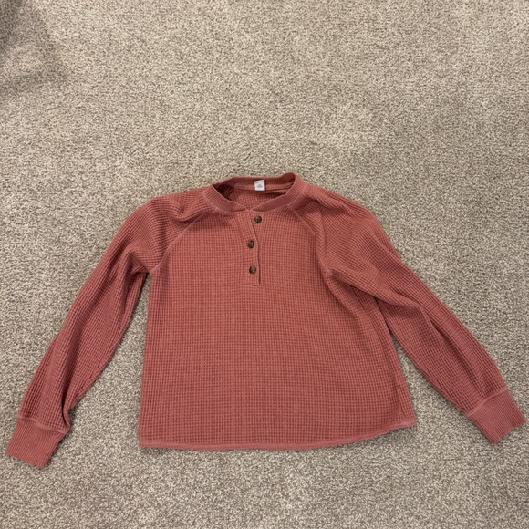 Old Navy Plush Waffle-Knit Henley Sweater in Dusty Pink Top Size: Medium - Picture 3 of 6